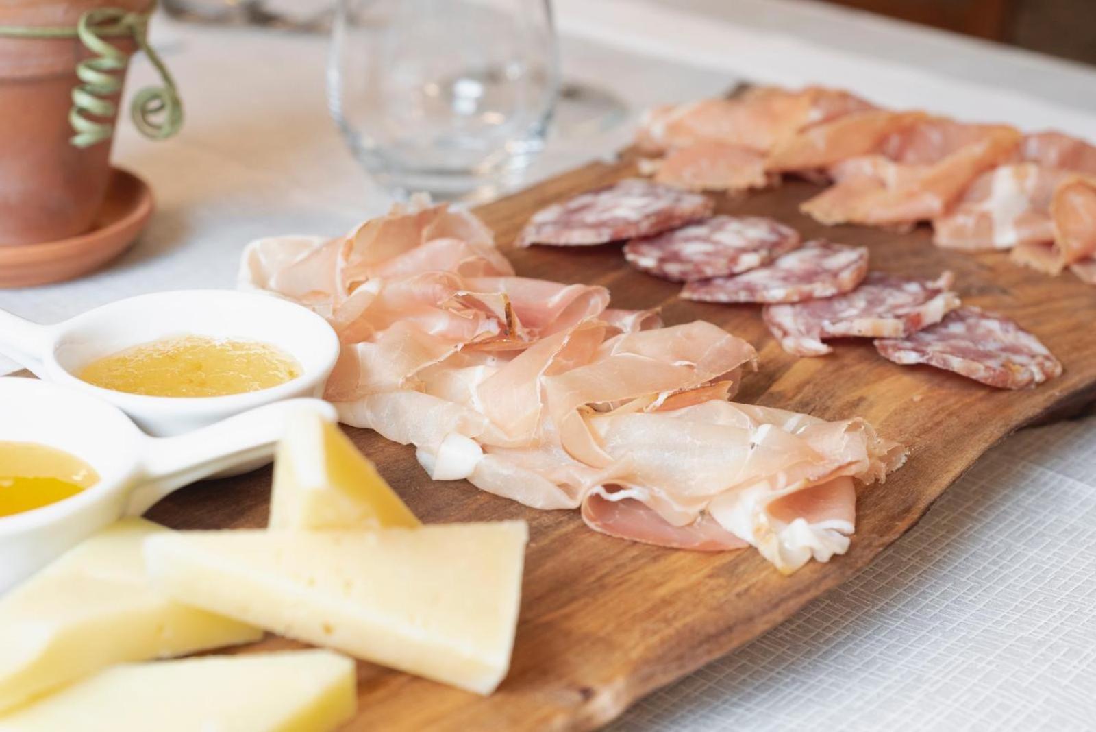 Ristorante E B&B In Sella Pozzis Екстер'єр фото